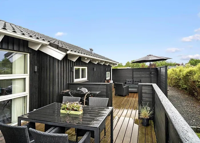 40501-juelsminde-pot-strandby-251 * Sonderby (Midtjylland)